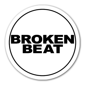 Runt klistermärke med texten "Broken Beat".